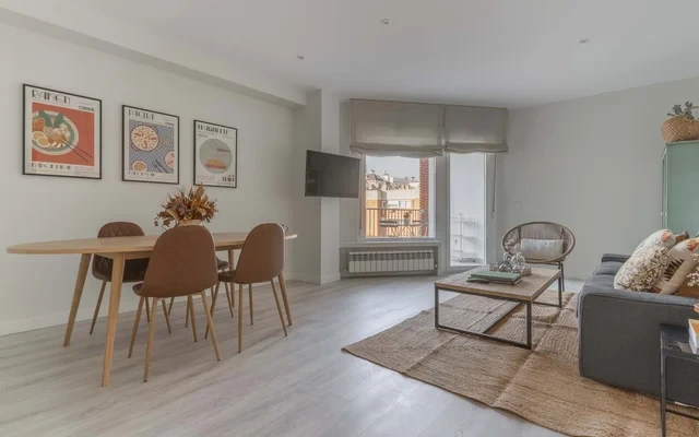 Modern apartment-2Bedrooms 1Bathroom-Chamberi 1