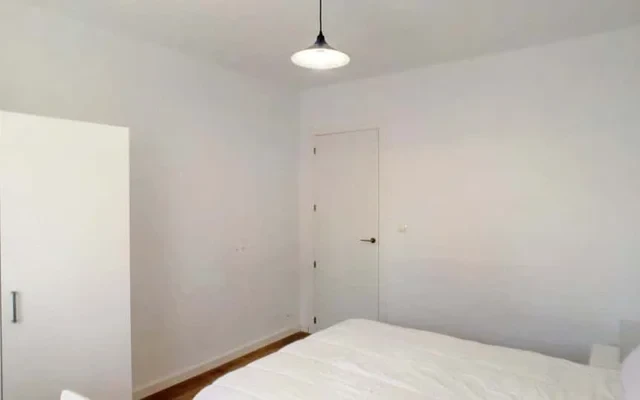 Calle de Escalona, 34 1