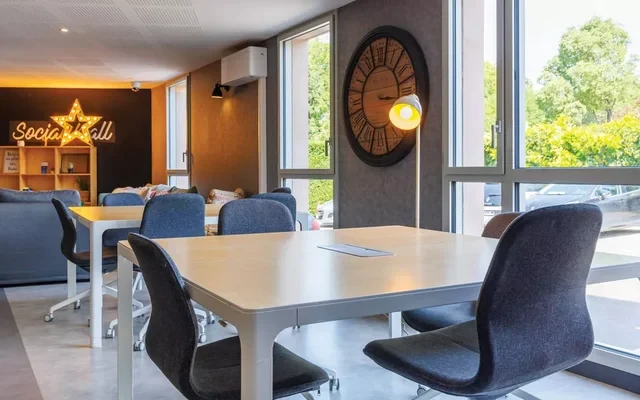 Aix - Pont de l'Arc 3