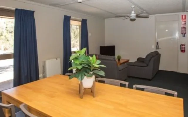 La Trobe University - Villas 2