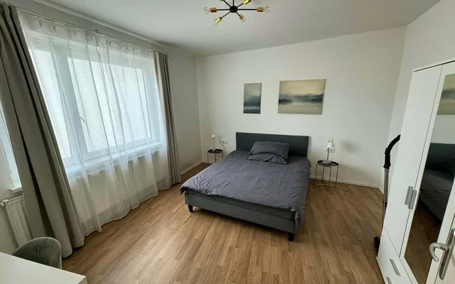 Schluterstrasse 1