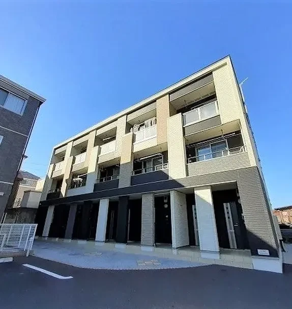 ベルンカステル 1階