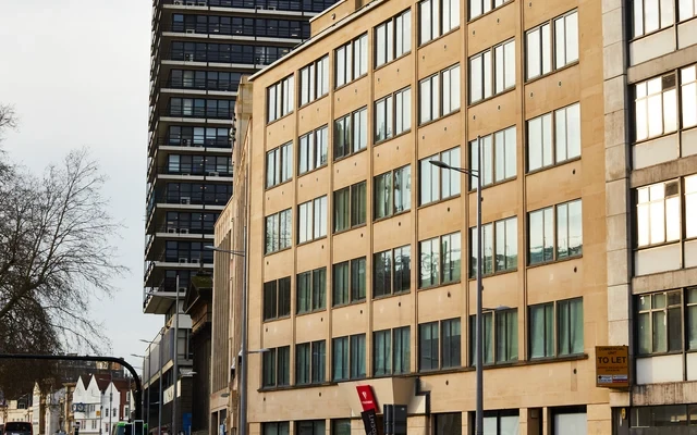 Vita Student Zed Alley 0