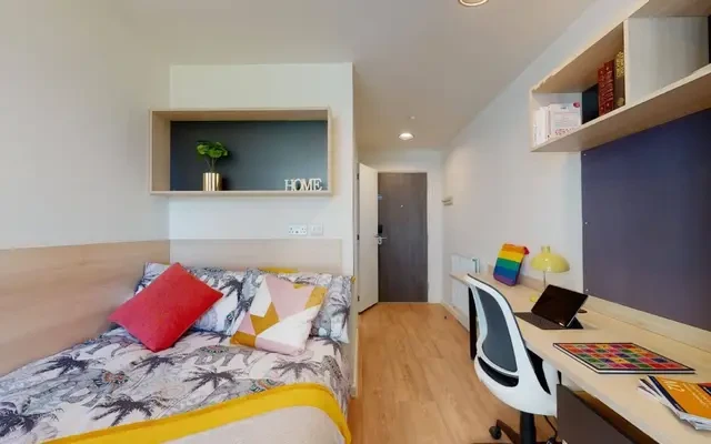 Eleanor Rosa House - London student accommodation - Standard Single