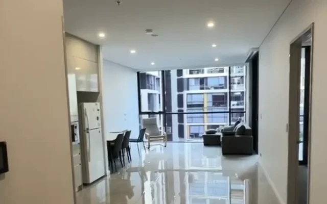 256A Coward Street 1