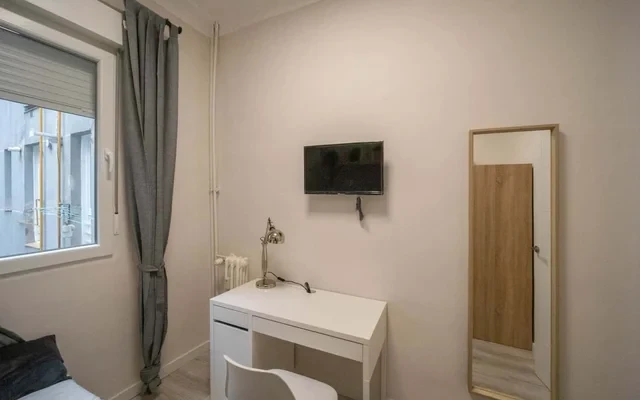 Calle Galileo 67 4 int izq 3