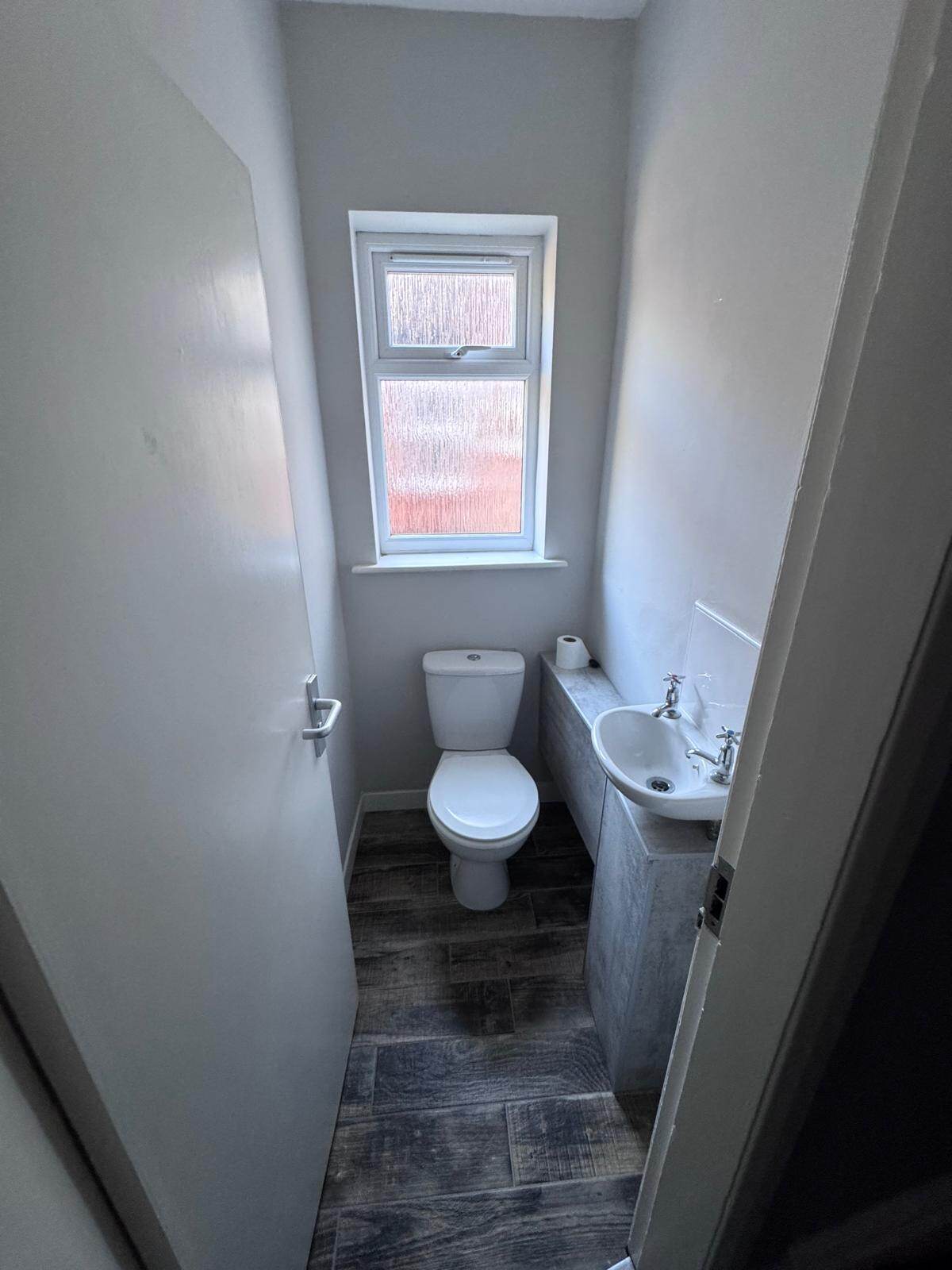 34 Auckland photo 2
