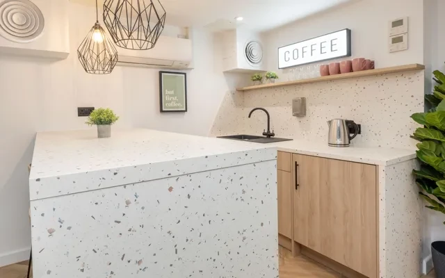 Curzon House 4
