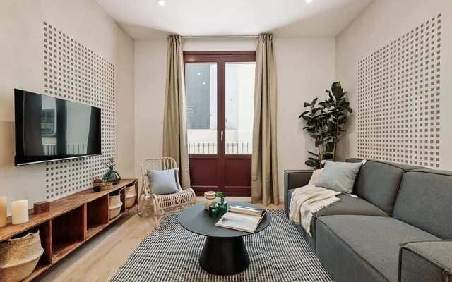 Egidio - 3 bedrooms, balcony and terrace in Ciutat Vella 4