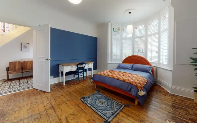 Granby Street, LE11 3DU 0