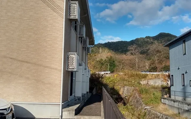 レオパレス真 2