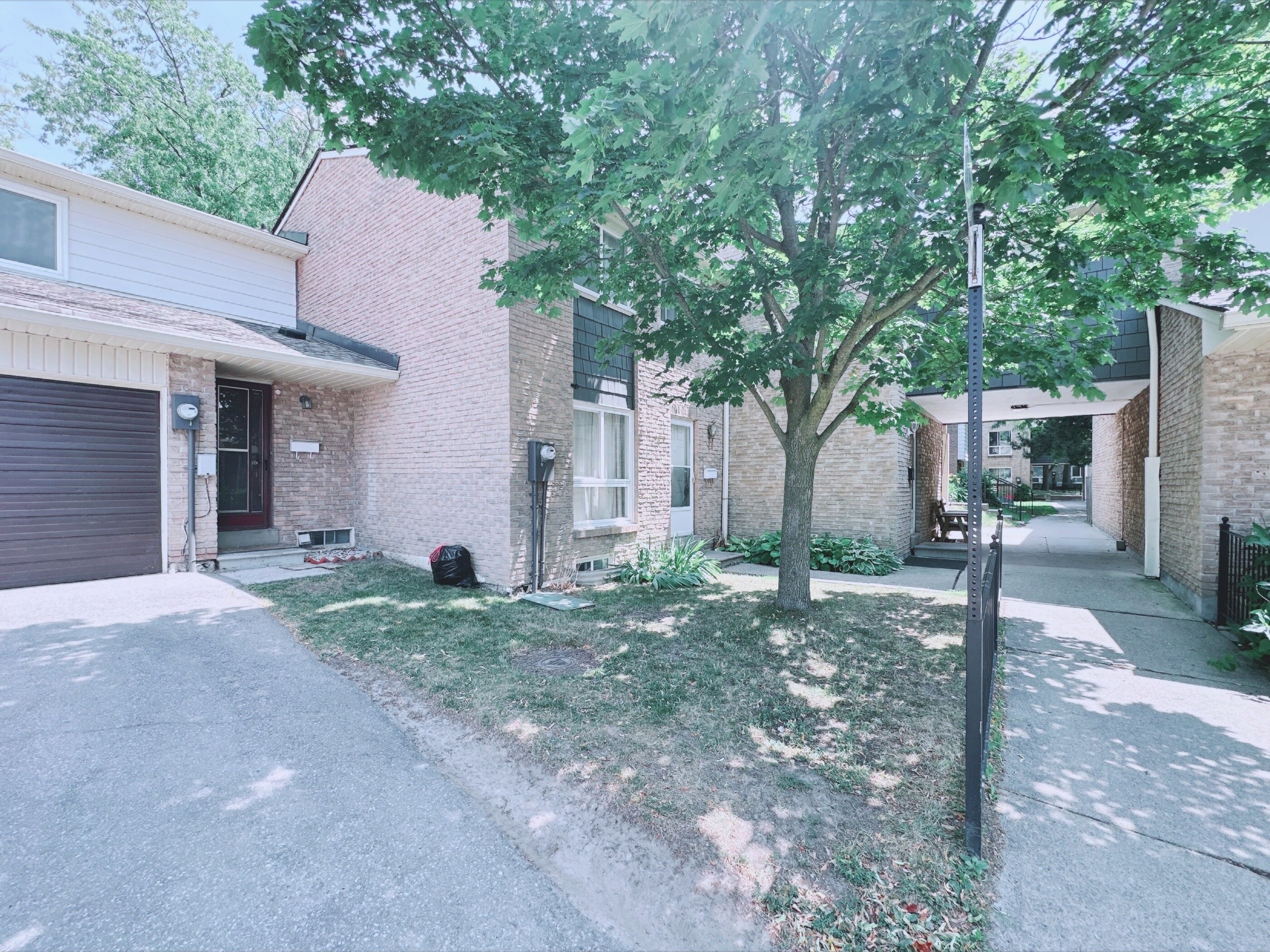29 Slender Fern Way