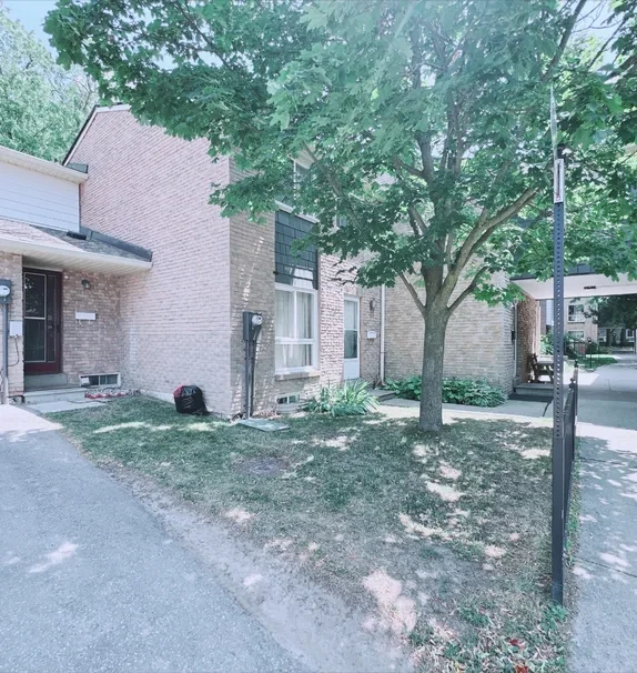 29 Slender Fern Way