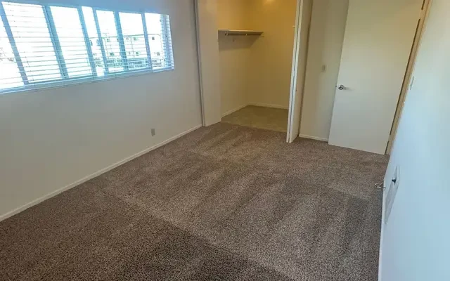 6661 Berkshire - Goleta student accommodation - 1 Bed 1 Bath