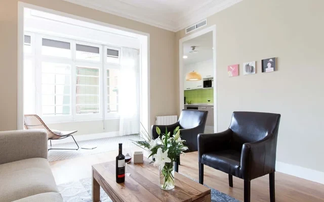 Apartamento en Calle Diputacion 4
