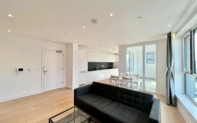 LH-Escapade Place - London student accommodation