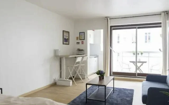 PARIS 11e·31m²·F1·Studio·With furniture 0