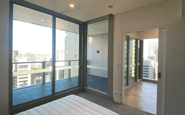115 Bathurst St - Sydney student accommodation - 2 bed 2 bath