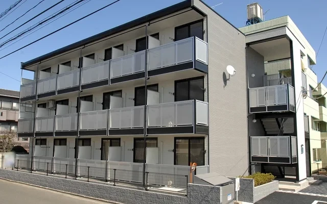 レオパレスフローリッシュ 0