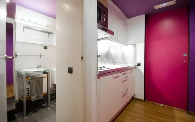 studio in Gothic Quarter 2