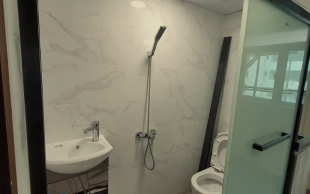 Student Apartment at No. 95 Temple Street 3