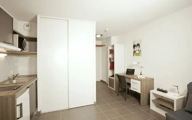 M Port Marianne 1