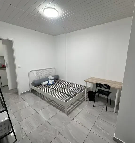 Vitry-sur-Seine 94e·16m²·F1·Studio·With furniture