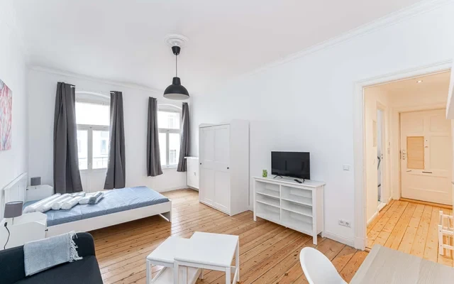 Studio Apartment 3