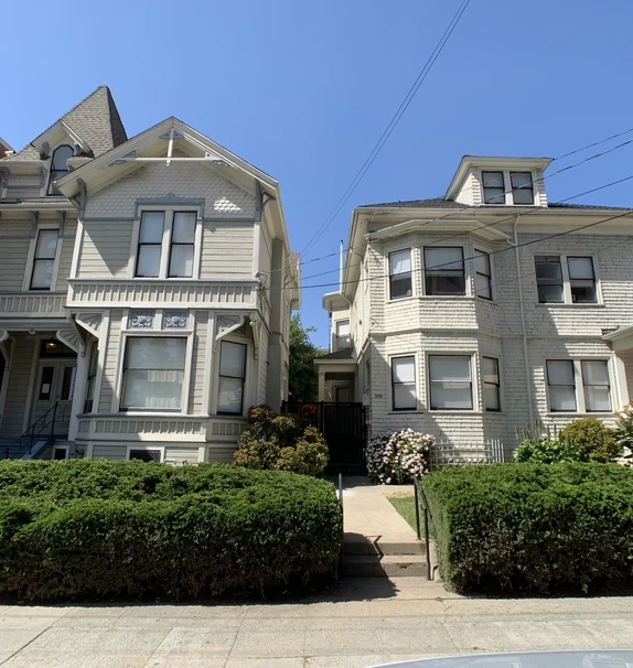 2425 Durant Avenue