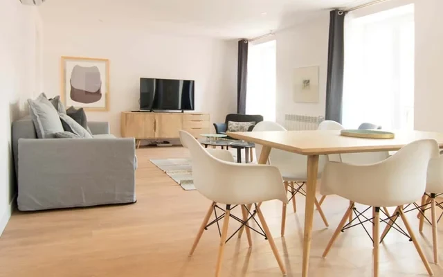 2 bedrooms 2 bathrooms furnished - Chueca - spacious in downtown area 2