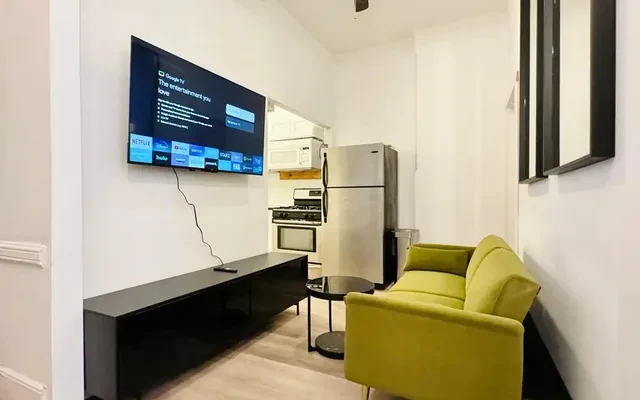 72 Van Buren Street, New York 1