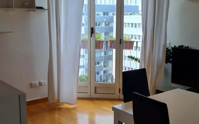 Apartment in Via Raffaello Bertieri, Milano for 40 m² with 1 bedrooms 2
