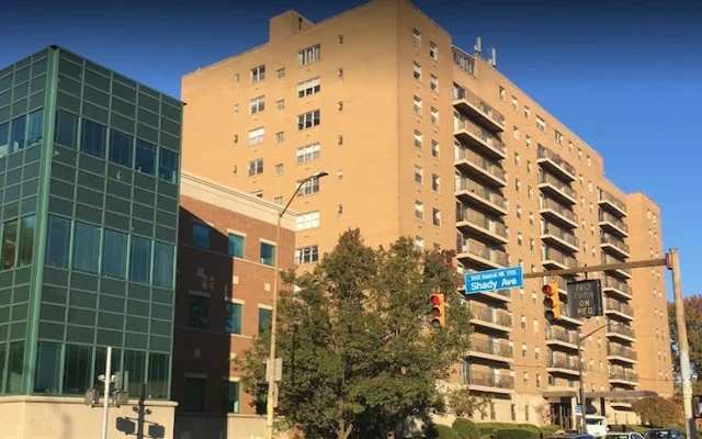 Maxon Towers Apartments 0