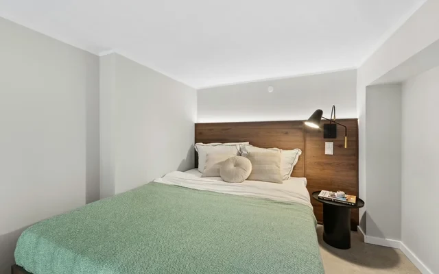 Paul-Robeson-Straße 49 0