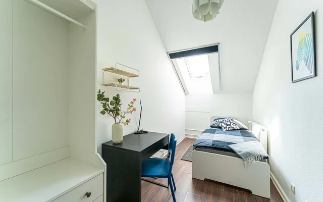 Koepenicker Strasse Berlin 10179 Germany 1