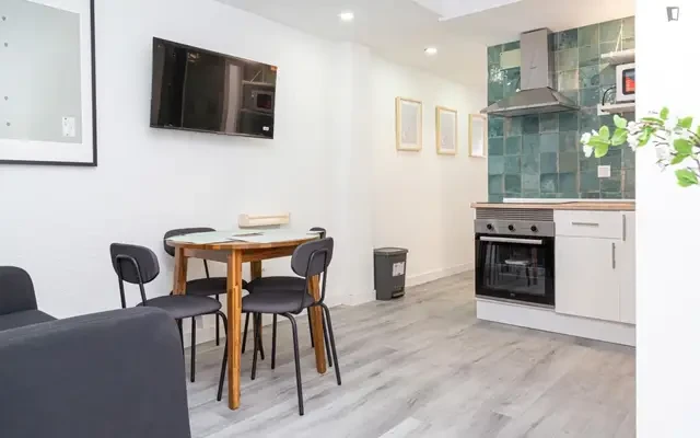 Cozy single bedroom - Zaragoza student accommodation - Single bedroom
