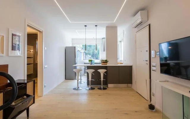 Luxury Apartment in Modern Villa Unit 1 2