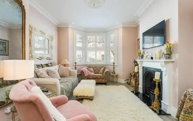 Queensmill Road, London, SW6 6JP 3