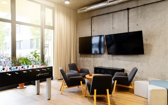 Student Depot Warszawa Suwak 1