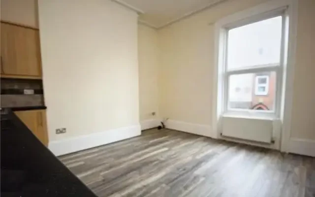 ST-126 Roker Avenue 1