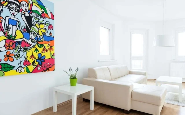 Stylish & spacious apartment near the river 1