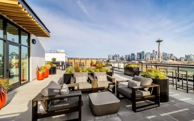 110 Roy Apartments 3