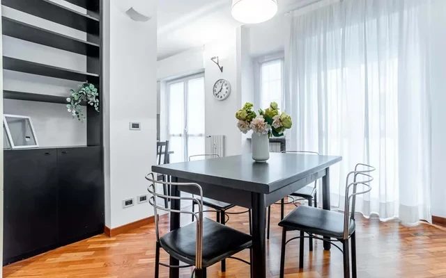 Lovely&Inviting 2-bed flat w/ balcony 2