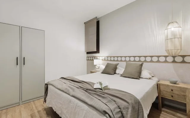 Faro - 2 bedroom in Eixample Esquerra 4