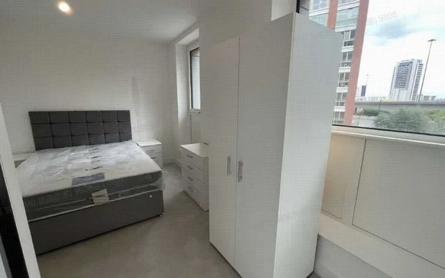 DK - Black wall - ที่พักนักศึกษาในลอนดอน - 1 Bedroom 1 Bathroom