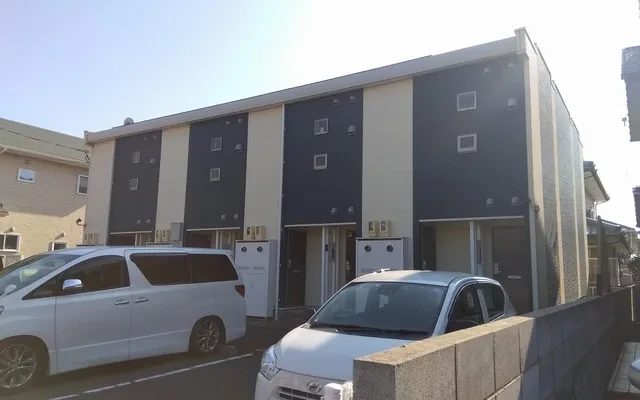 レオネクスト瀬戸 4