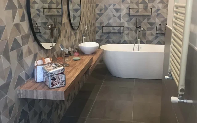 Apartment in Via Ferdinando Palasciano, Napoli for 220 m² with 3 bedrooms 2