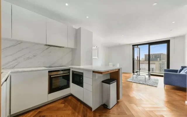 LH-Ambassador Building 1