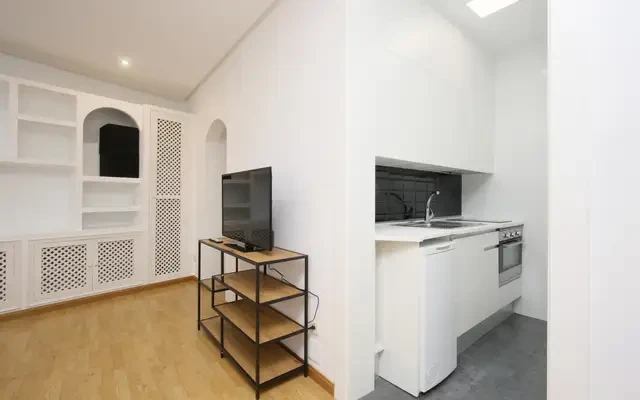 apartment in Almagro (Chamberí) 4