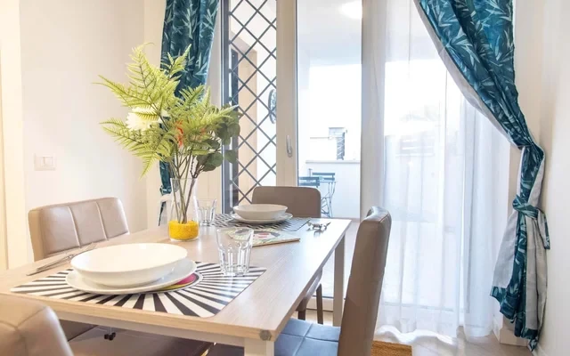 STUDIO APARTMENT (up to 4) with LIVING AREA, PATIO and PRIVATE GARDEN, 15 min to ROME-DOWNTOWN #R1 4